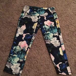 Old Navy Capri Leggings M
